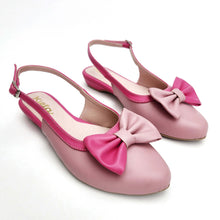 Cargar imagen en el visor de la galería, Balerinas de mujer en textura liso mate, cuenta con una combinación de colores: palo rosa y fucsia. Además cuenta con un lazo en la parte de adelante en cambinación de colores que te robará miradas.